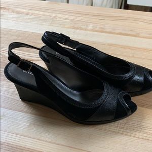 Black wedge size 7 1/2